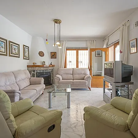 Mona - Plusholidays Villa