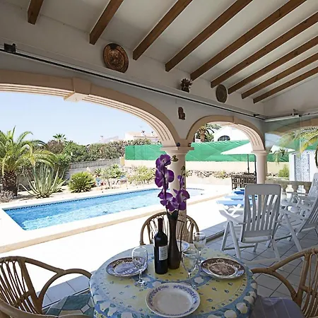 Mona - Plusholidays Calpe